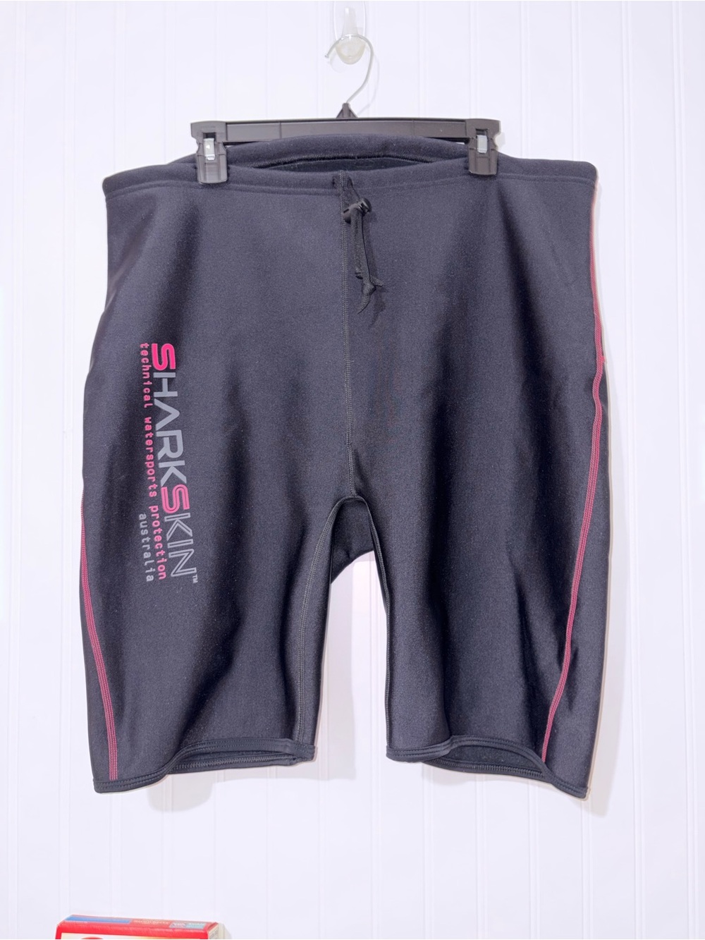 SharkSkin chillproof Black Swim/Surf Shorts with Pink Trim size 12 womens